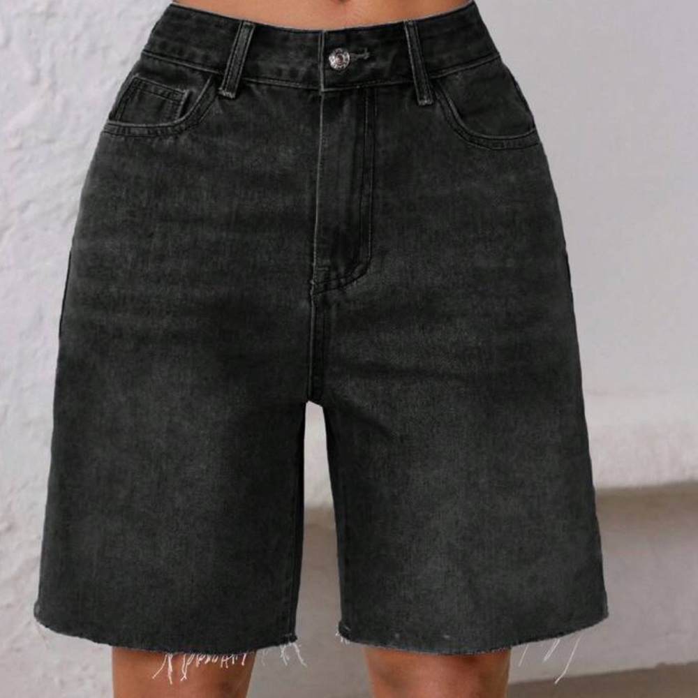 Brand New SHEIN Women's Black High Waist Bermuda Shorts. Size M(6)